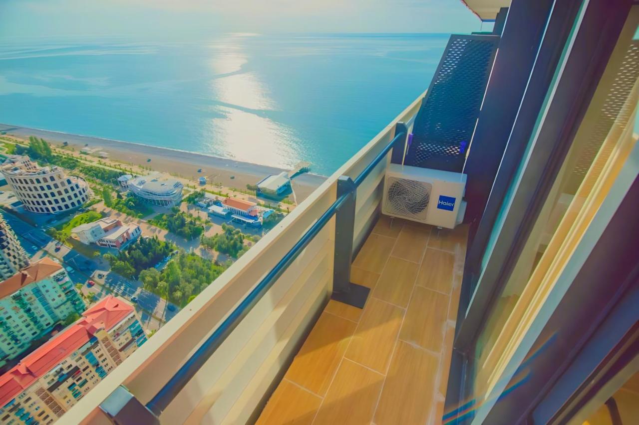 Black Sea Aparthotel Orbi City Батуми Экстерьер фото
