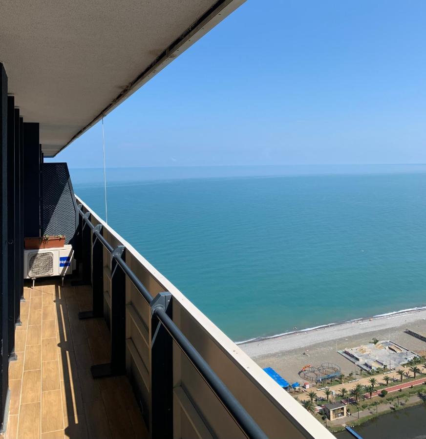 Black Sea Aparthotel Orbi City Батуми Экстерьер фото